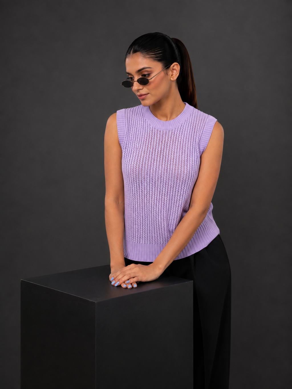 LILAC SLEEVELESS KNIT TOP