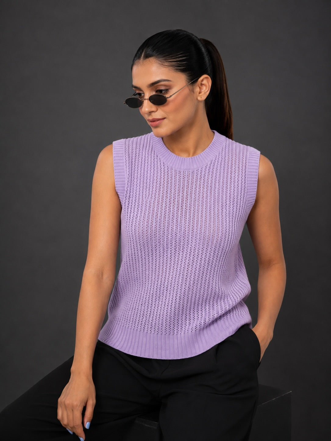 LILAC SLEEVELESS KNIT TOP
