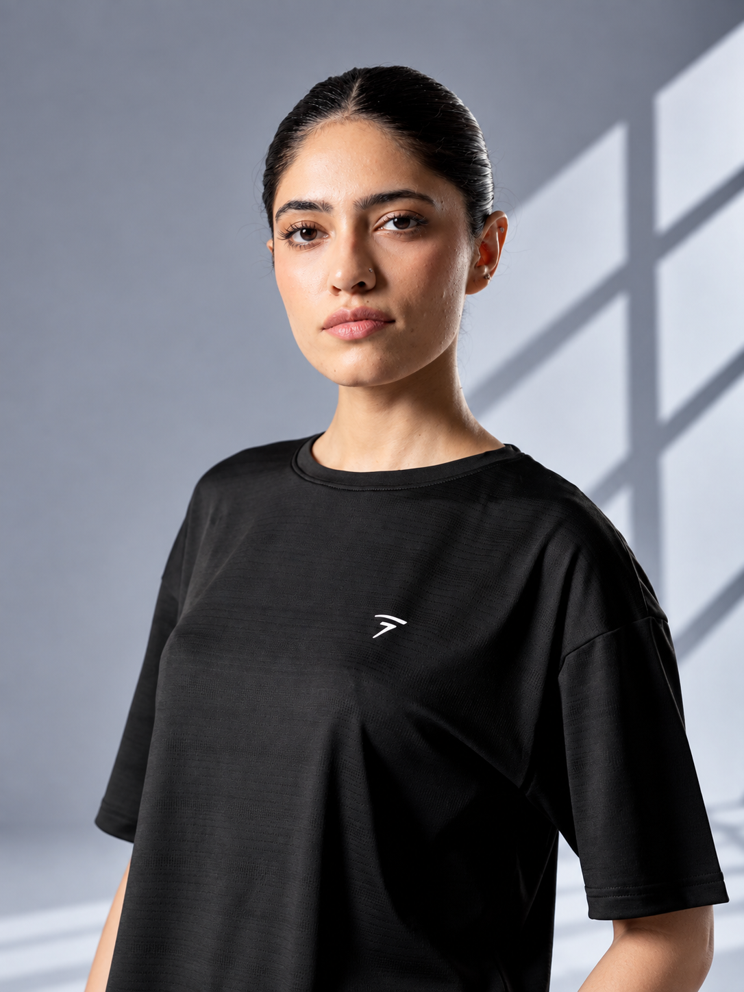 BLACK AIRFLOW PERFORMANCE TEE