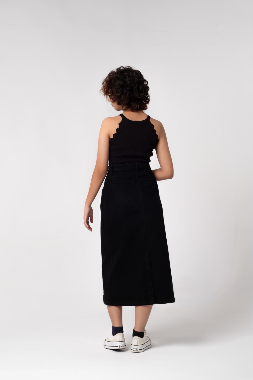 BLACK KNIT TANK TOP