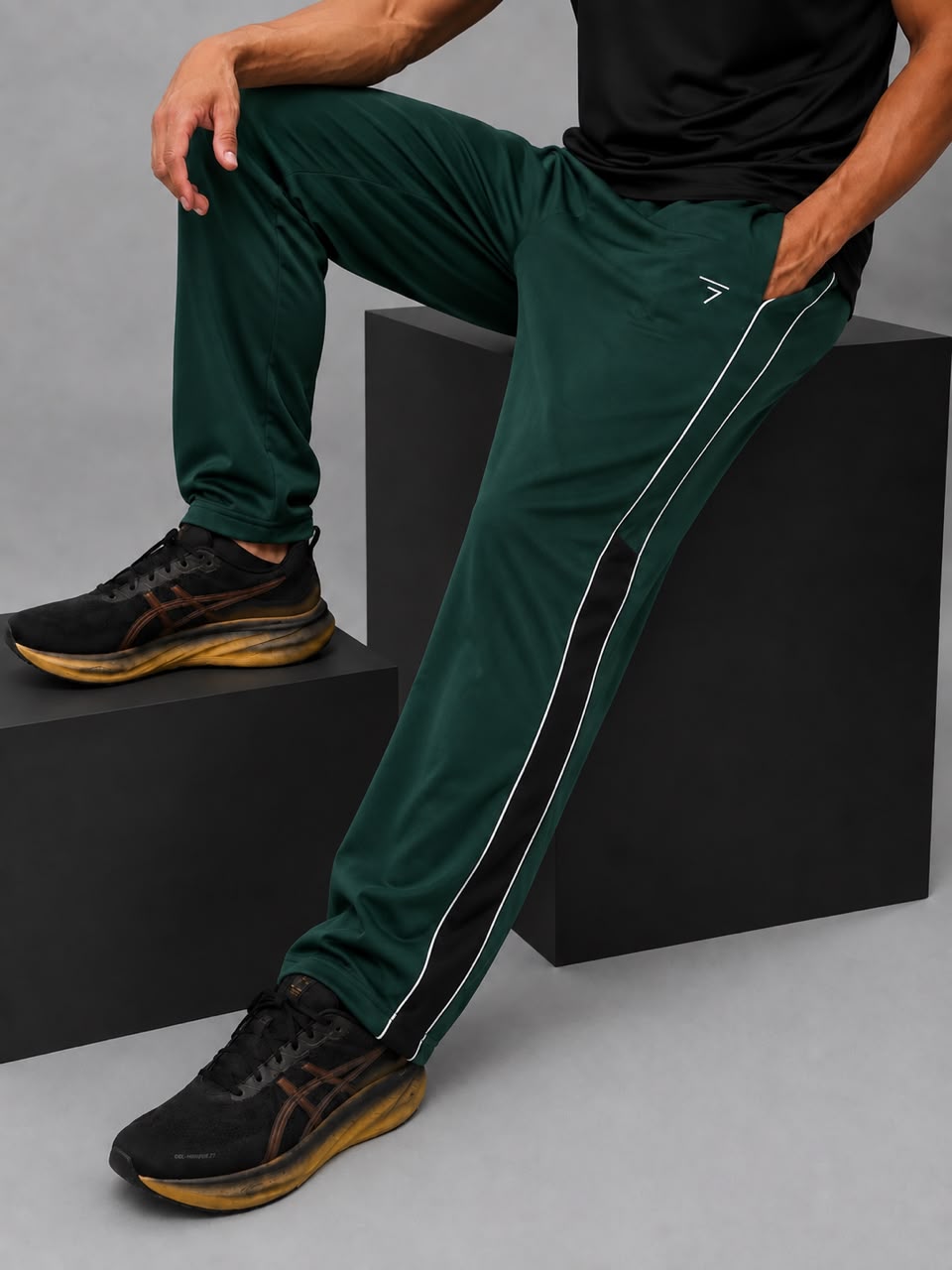 GREEN HALF PANEL MICRO RELAX FIT BOTTOM