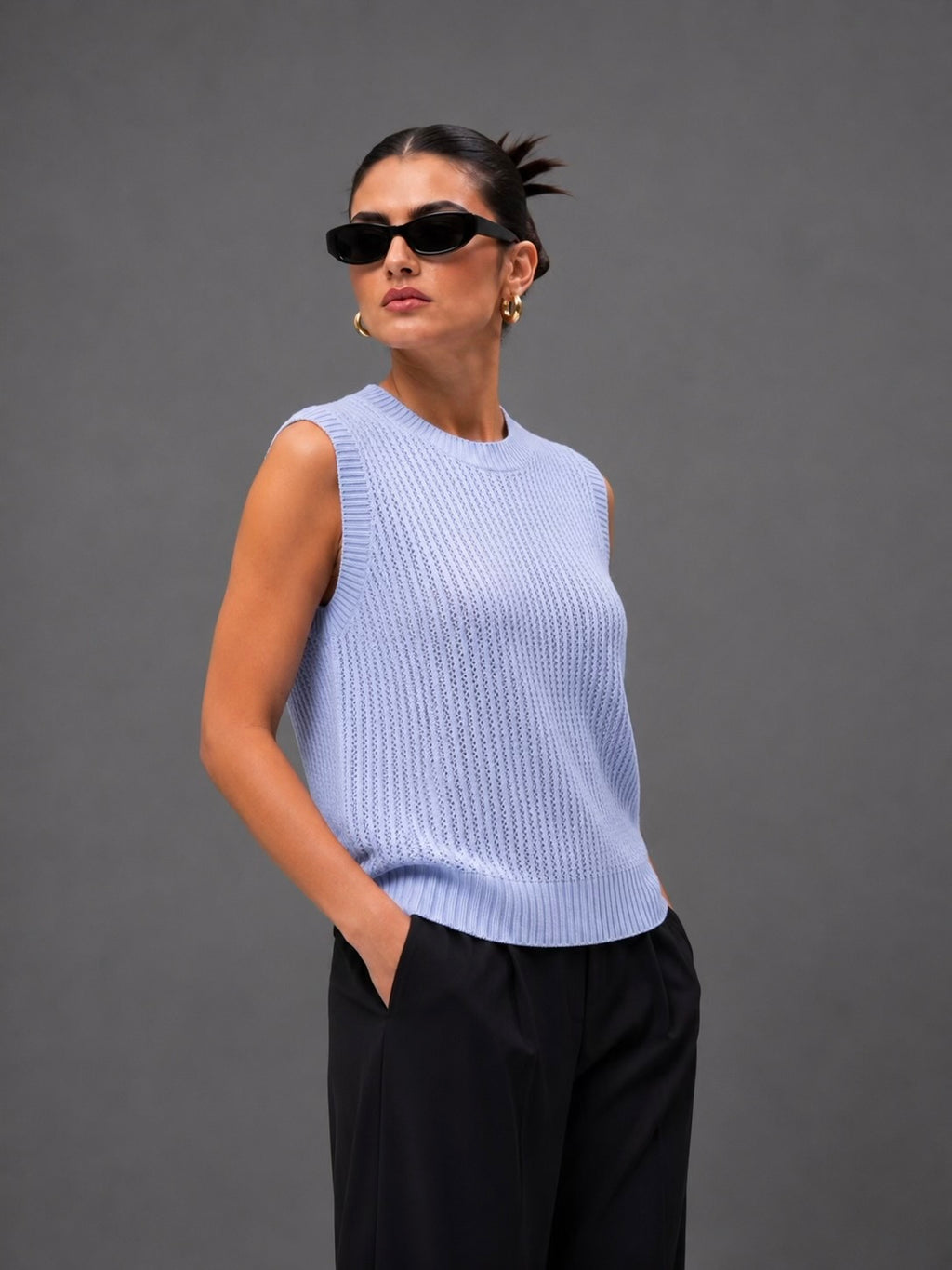 ICE BLUE SLEEVELESS KNIT TOP