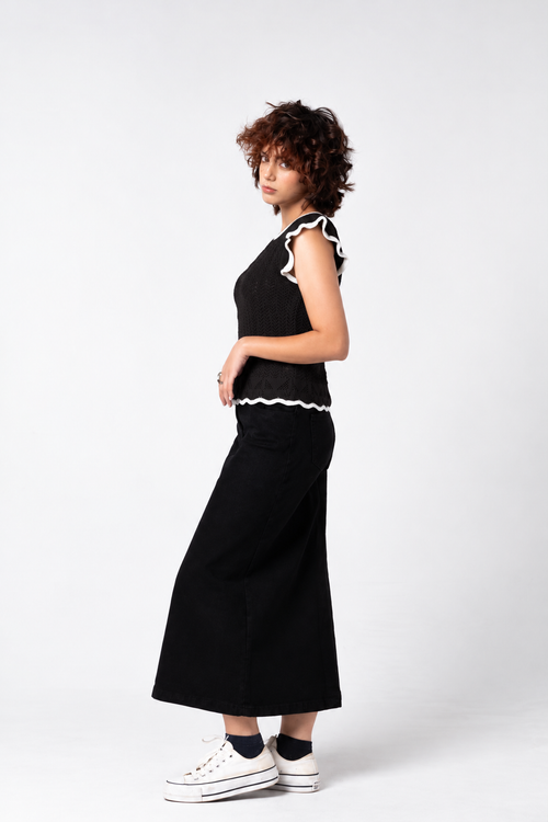 BLACK POINTELLE SWEATER TOP