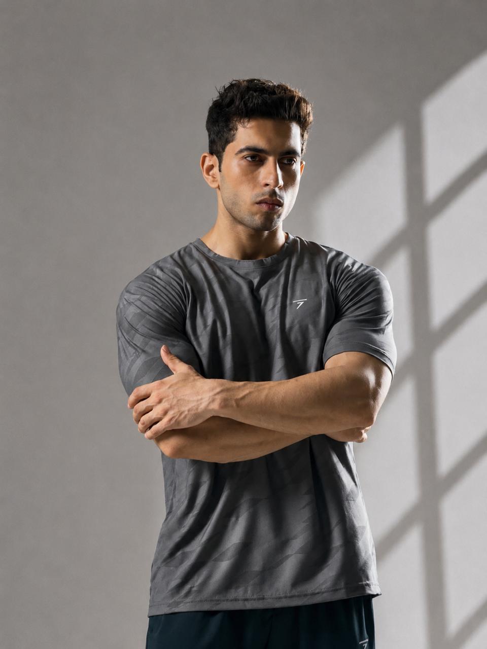 SMOKE CAMO PERFORMANCE TEE