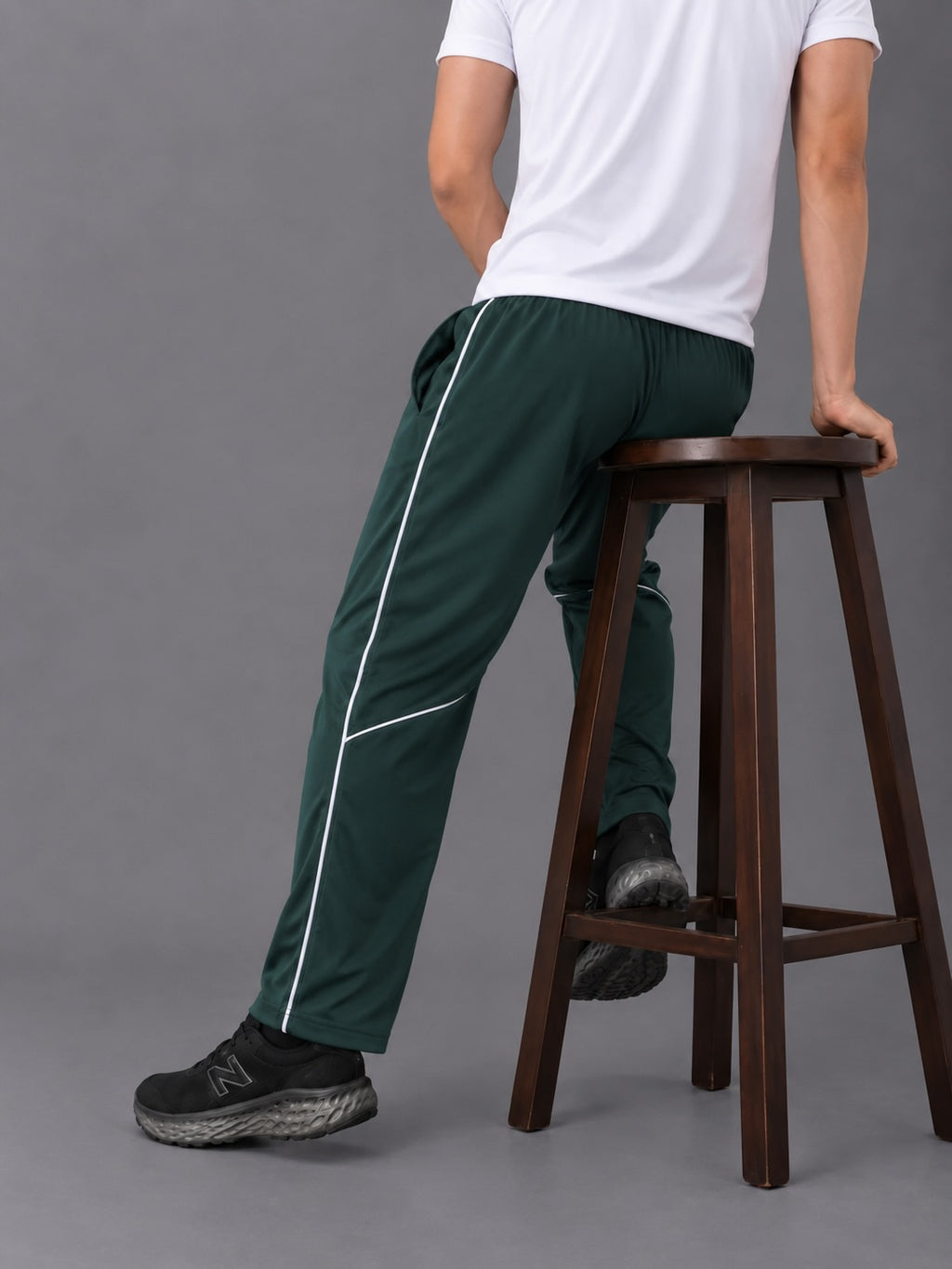 GREEN KNEE PIPING MICRO RELAX FIT BOTTOM