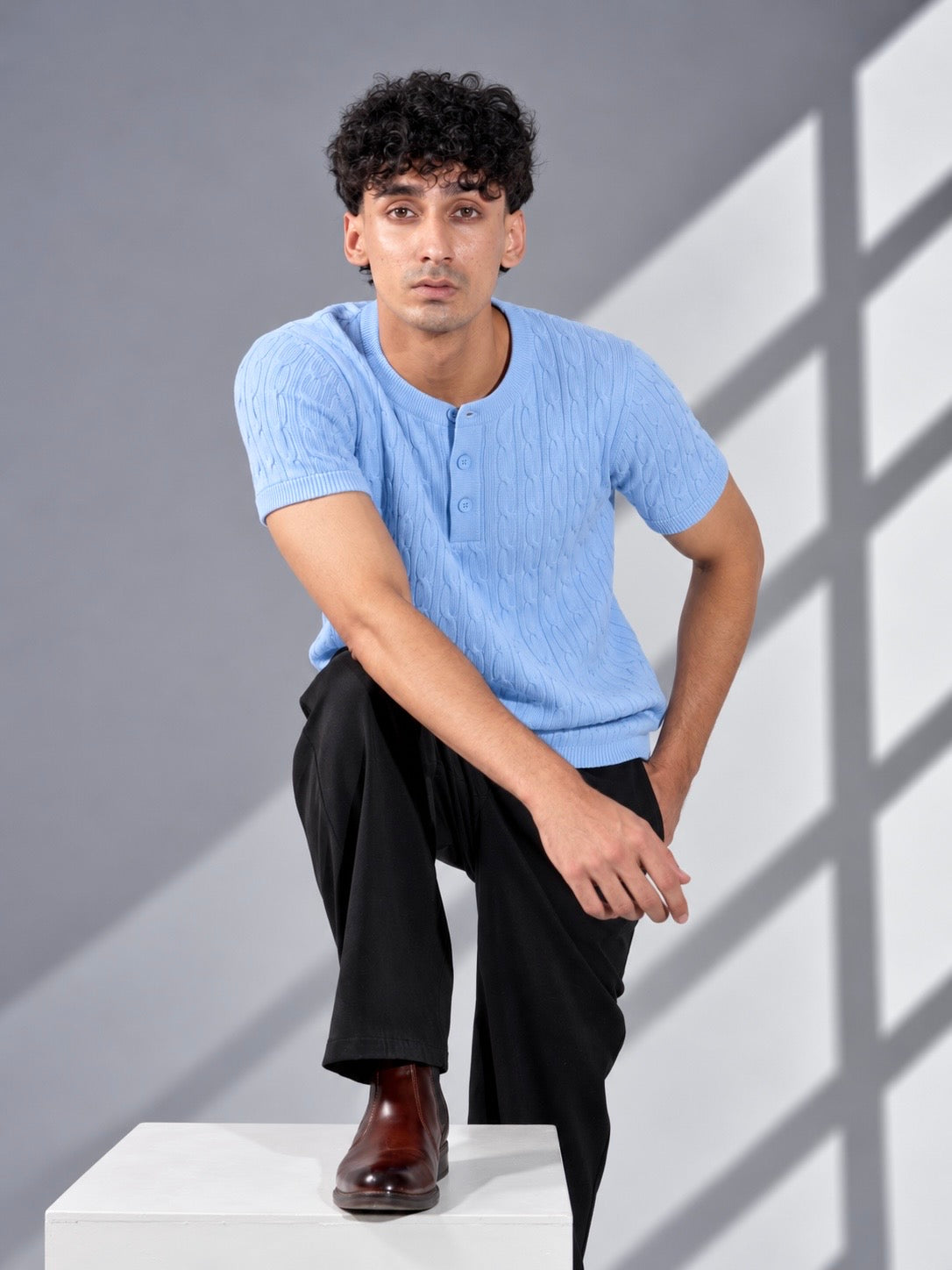 SKY CABLE KNIT HENLEY