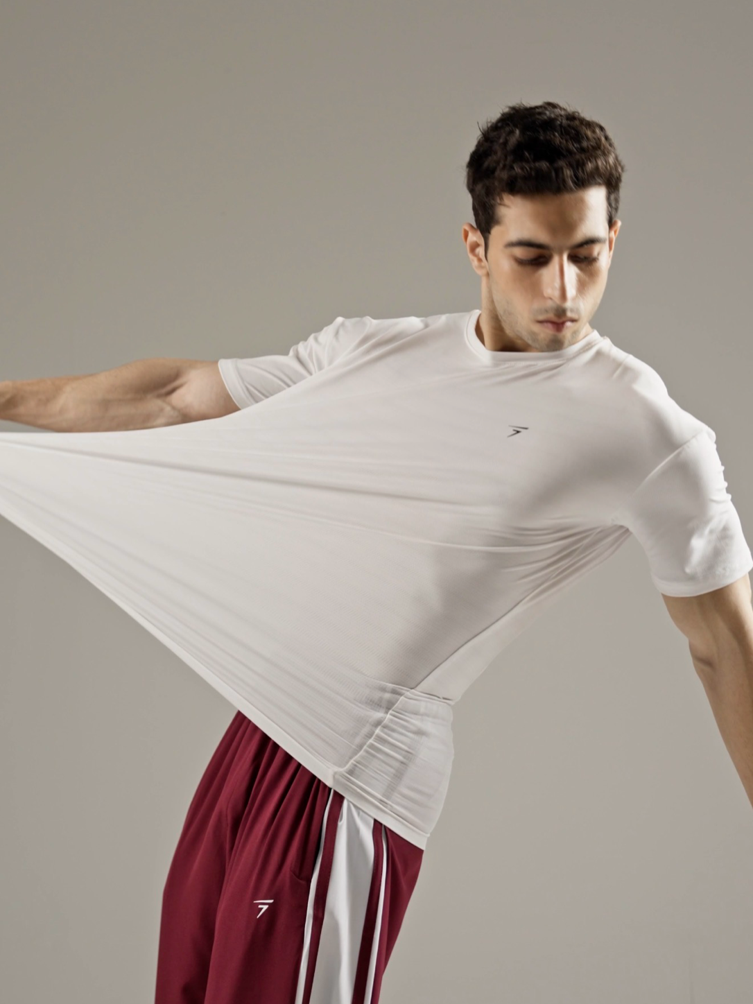 WHITE AIRFLOW PERFORMANCE TEE