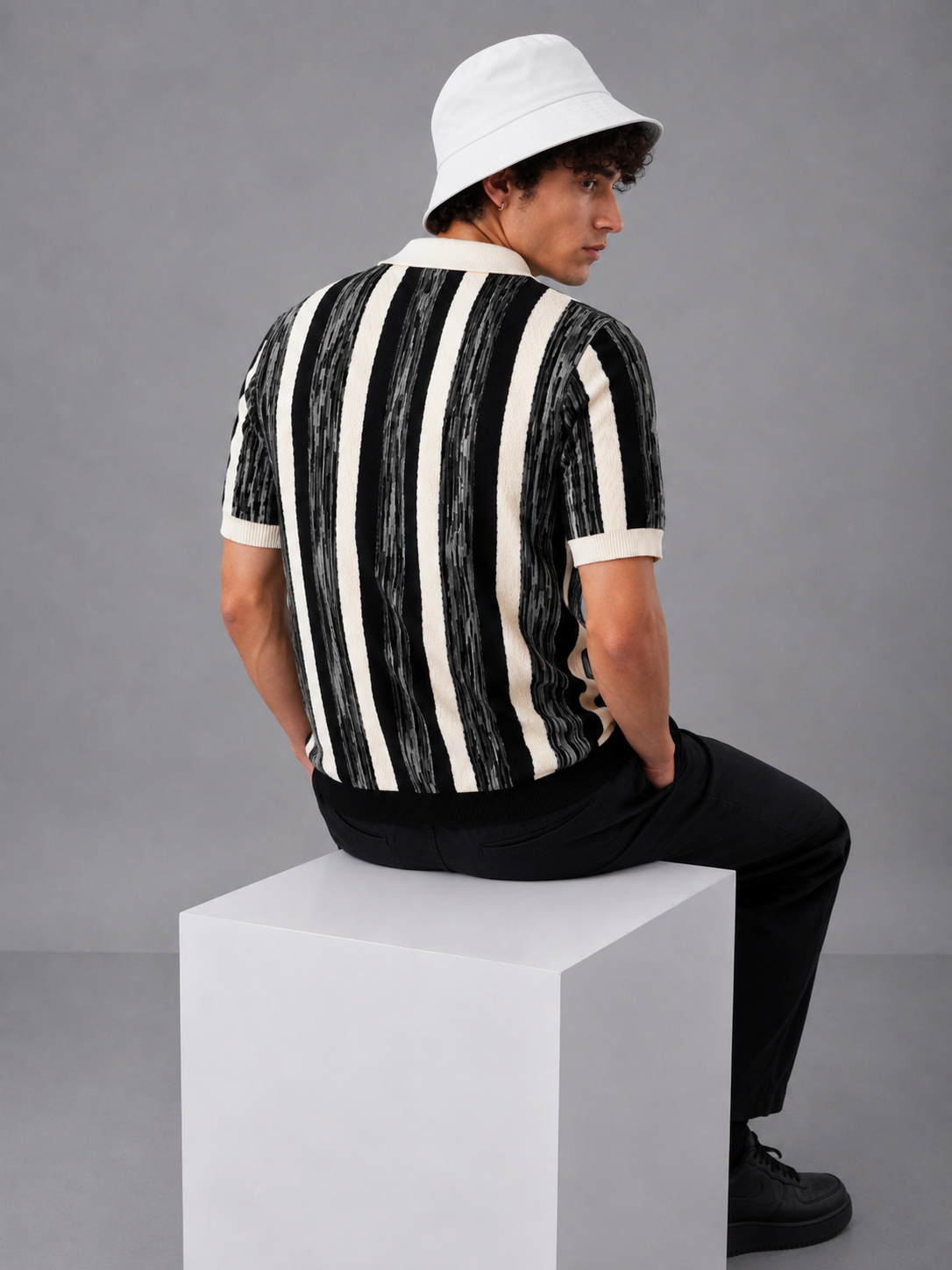 BLACK MELANGÉ KNIT POLO