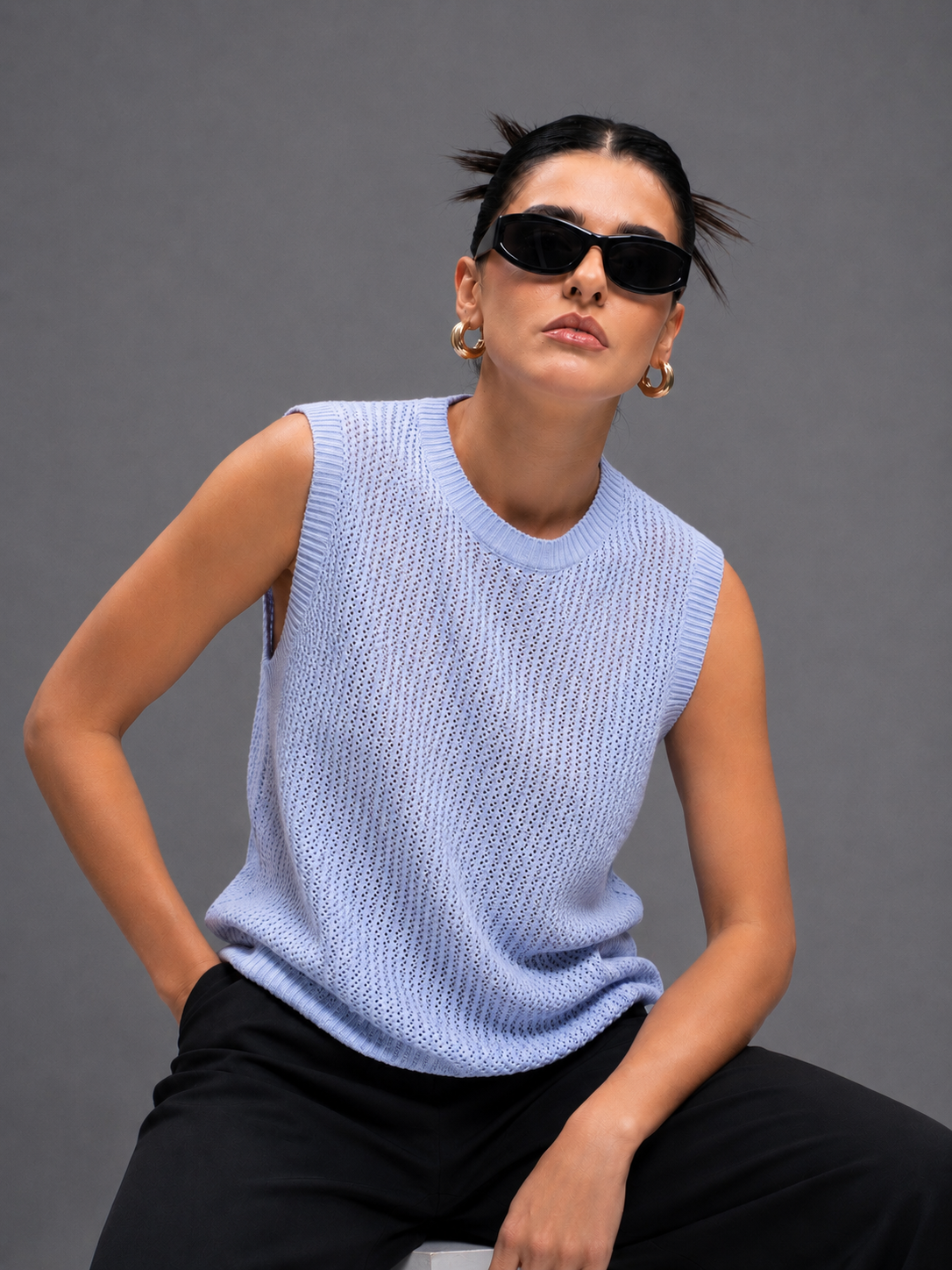 ICE BLUE SLEEVELESS KNIT TOP