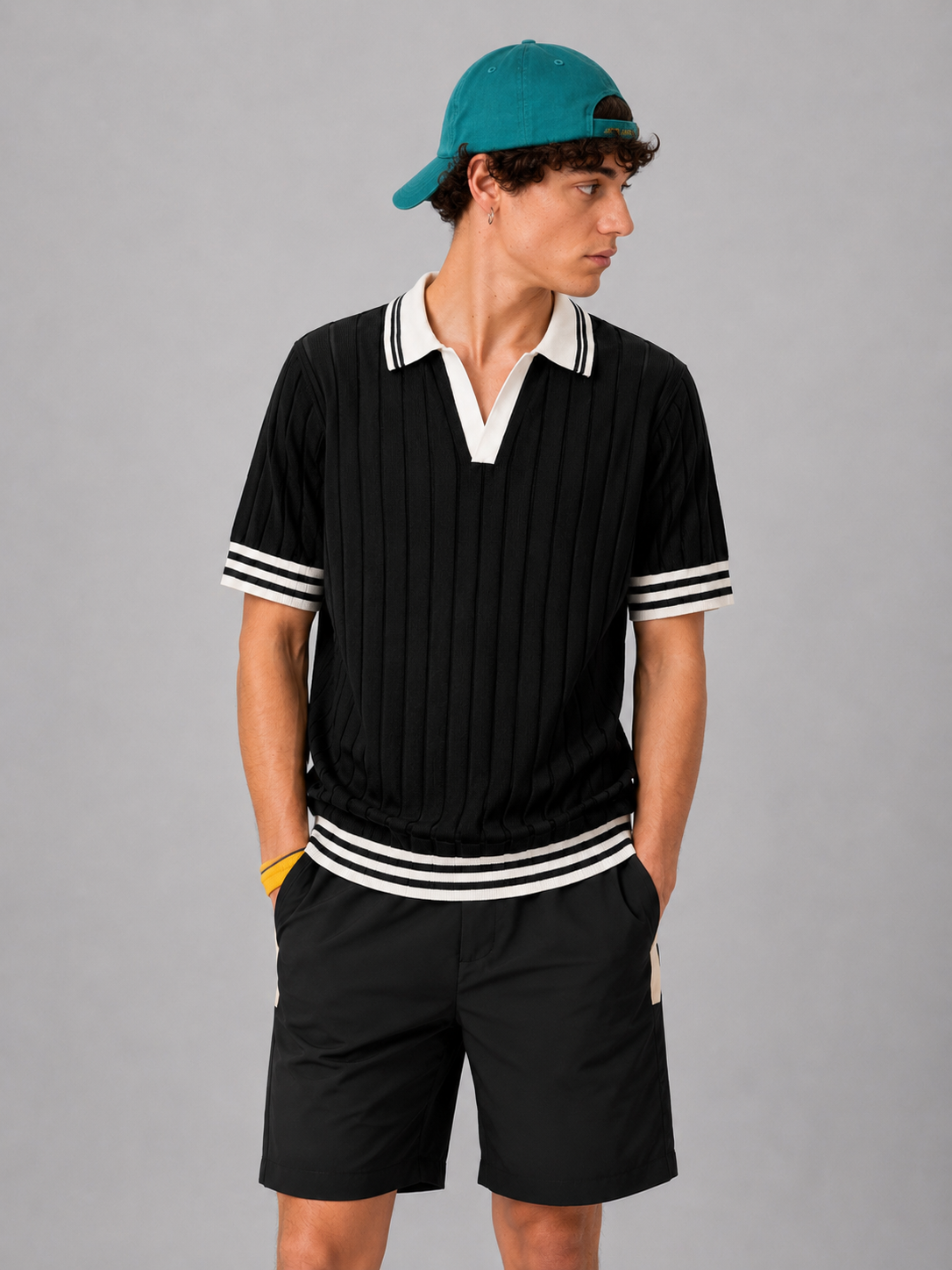 BLACK DROP NEEDLE KNIT POLO