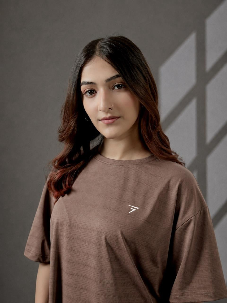 BROWN AIRFLOW PERFORMANCE TEE