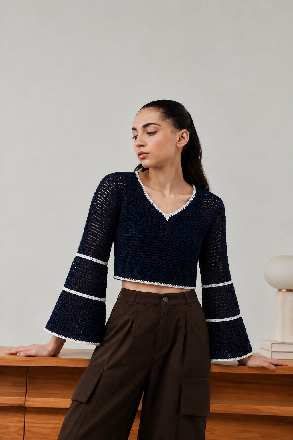 NAVY BELL SLEEVE KNIT TOP