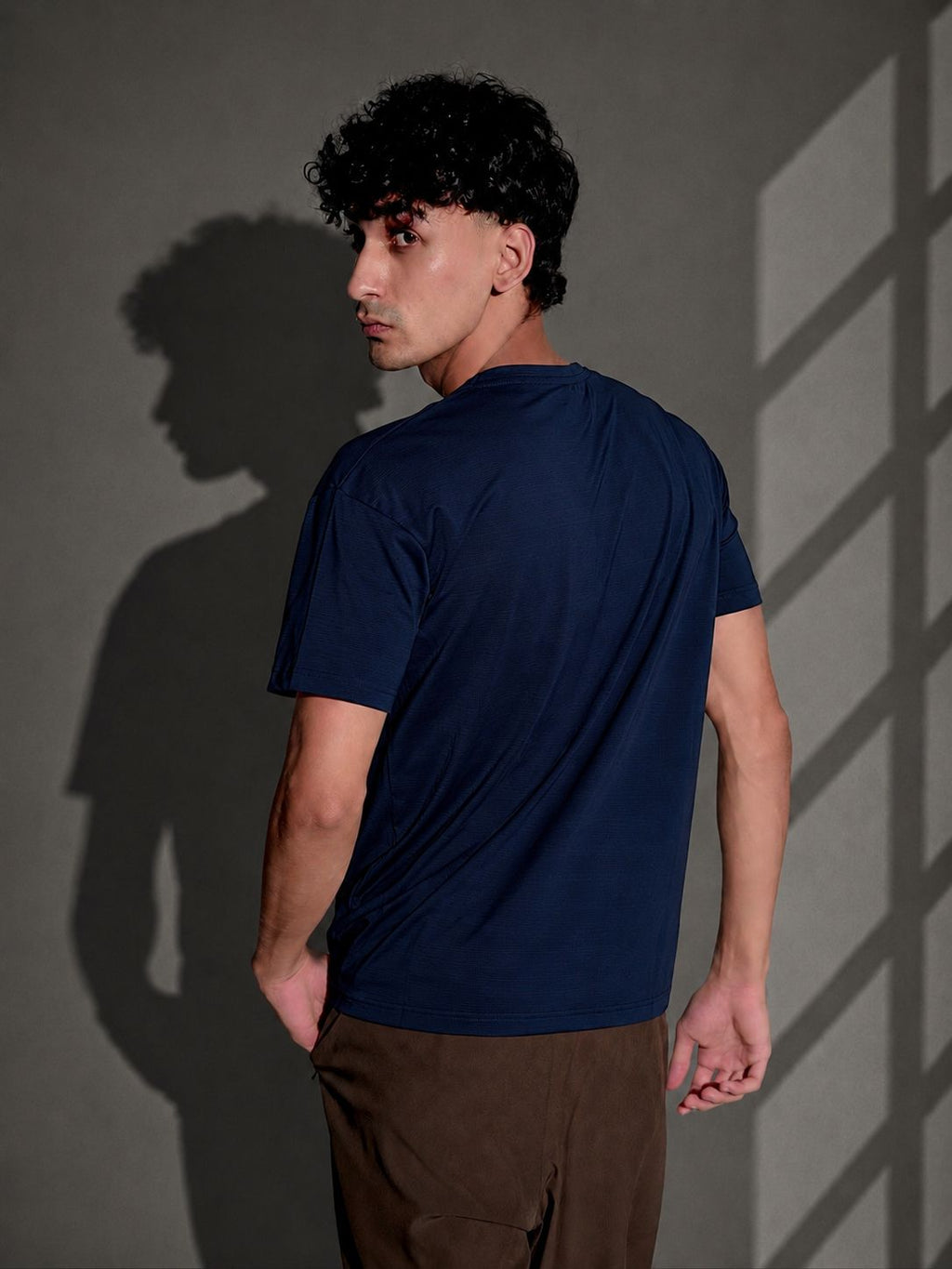 NAVY AIRFLOW PERFORMANCE TEE