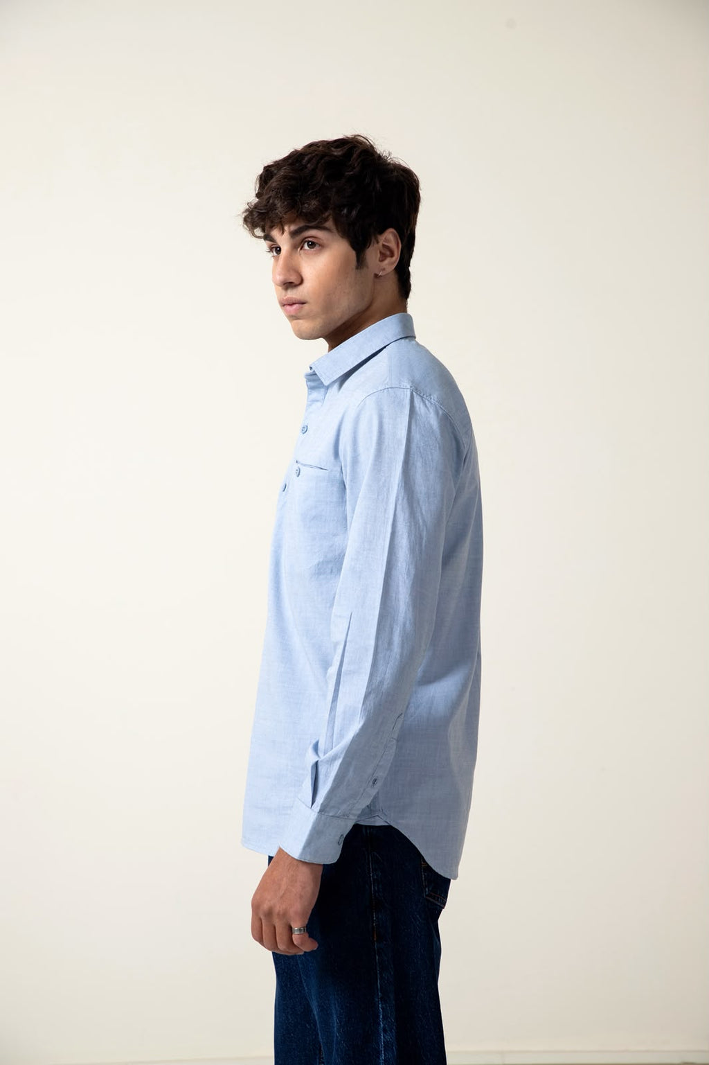 SKY COTTON SHAMBRAY SHIRT