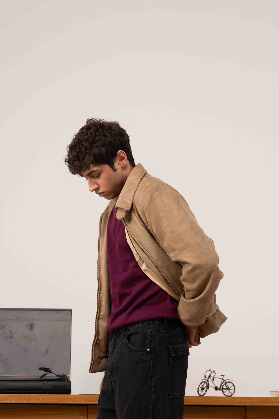 CLASSIC BEIGE SUEDE JACKET