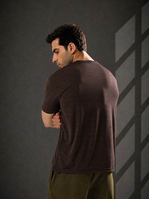 BROWN AIRFLOW PERFORMANCE TEE