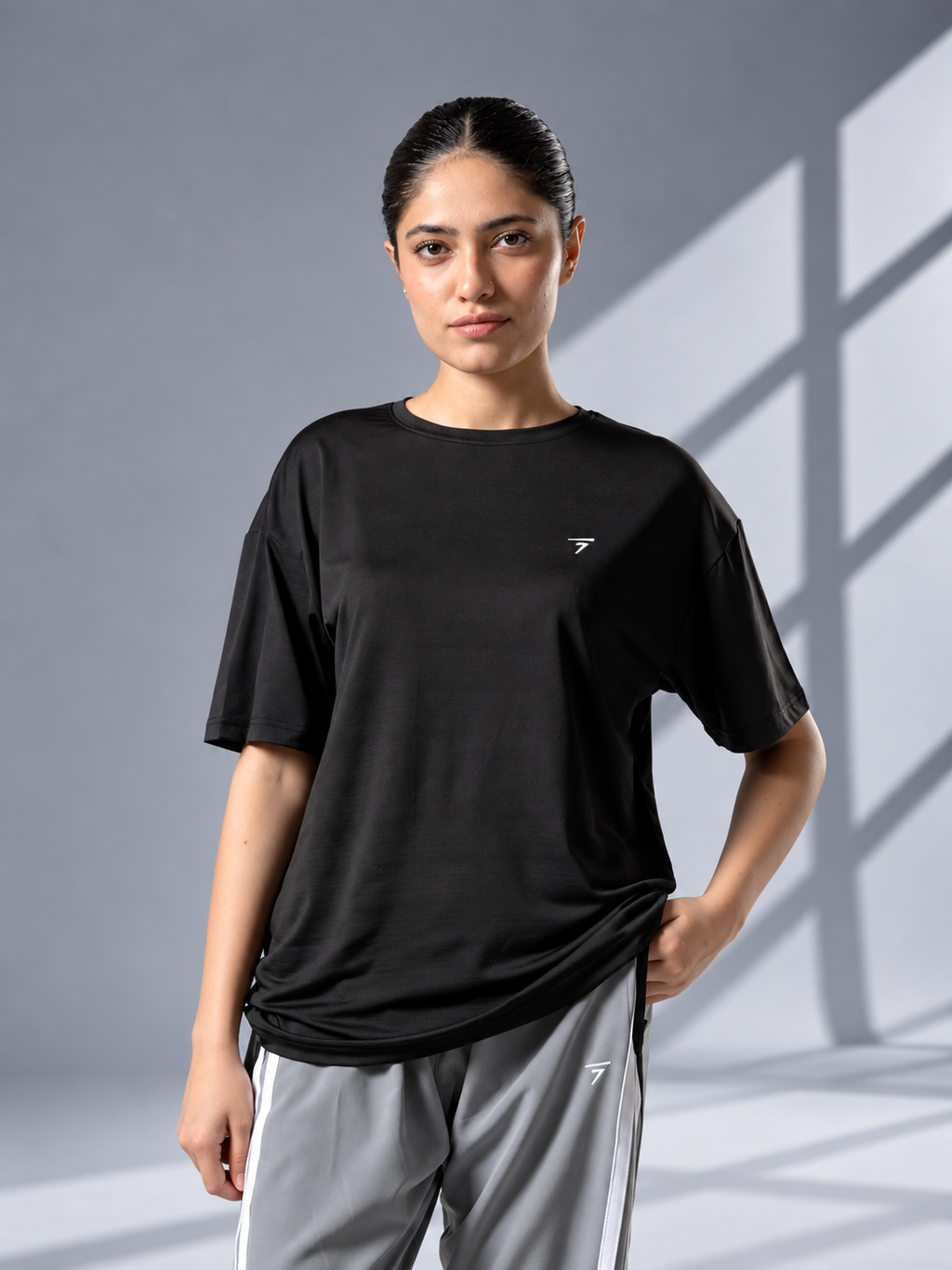 BLACK AIRFLOW PERFORMANCE TEE