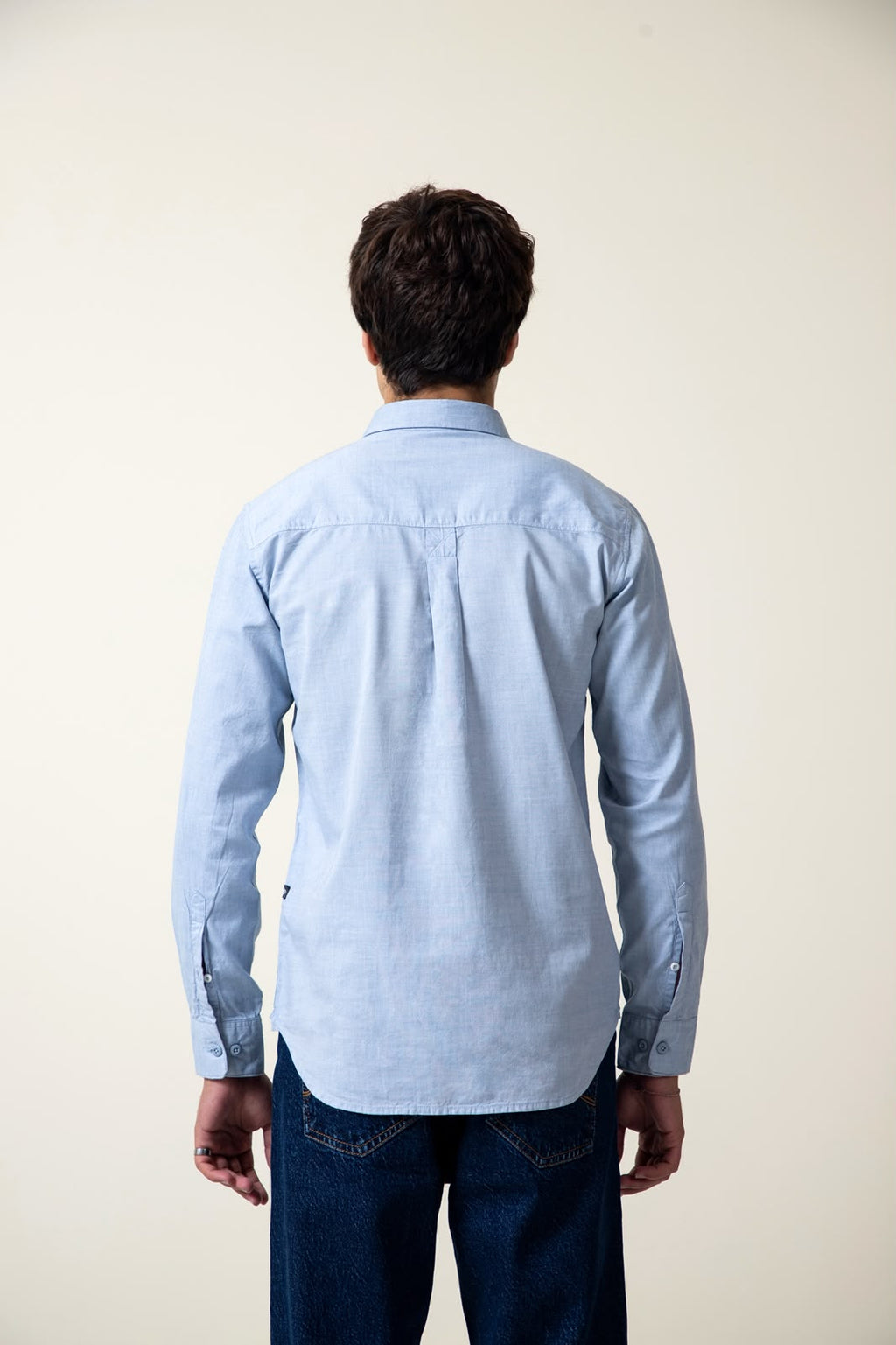 SKY COTTON SHAMBRAY SHIRT