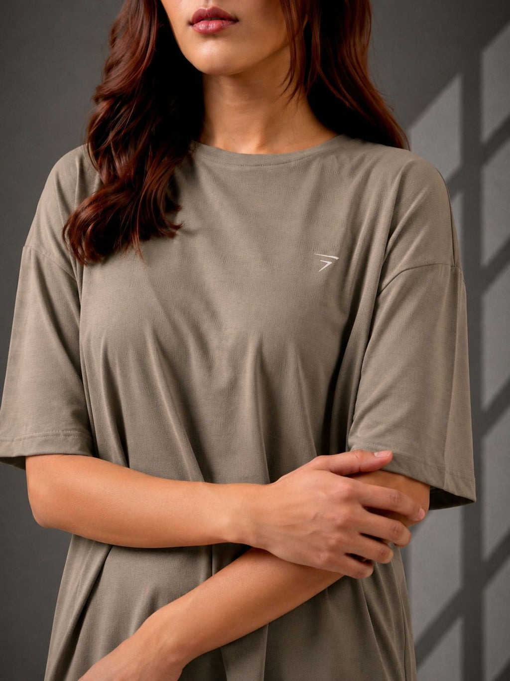 LIGHT OLIVE AIRFLOW PERFORMANCE TEE