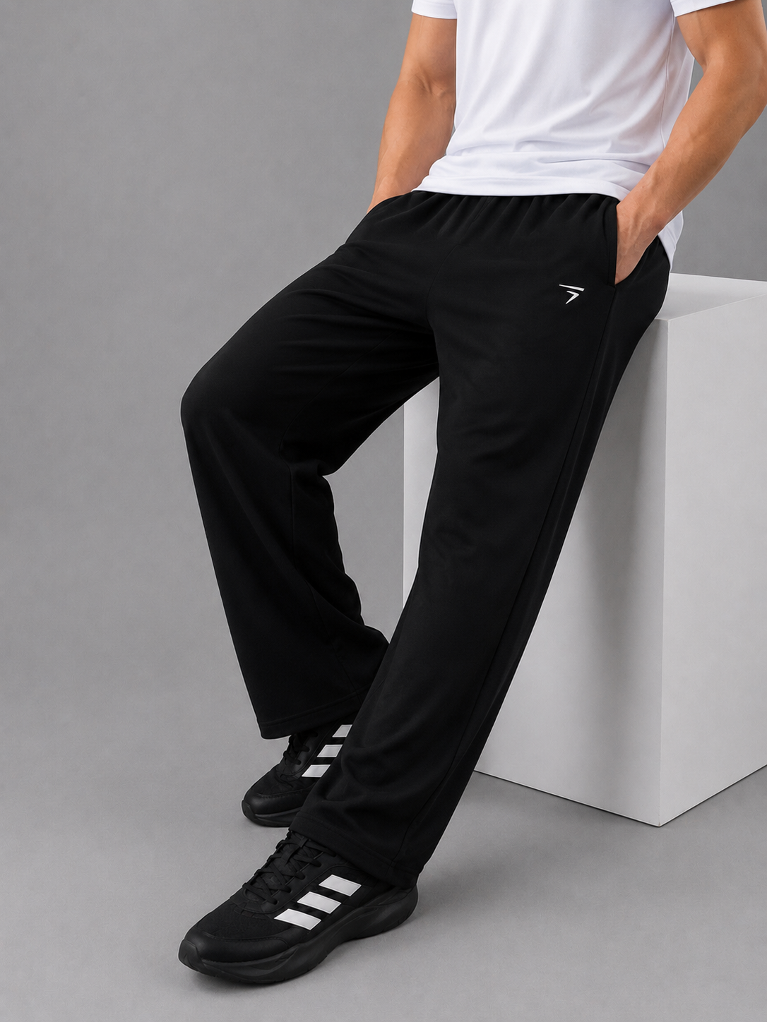 BLACK BASIC MICRO RELAX FIT BOTTOM