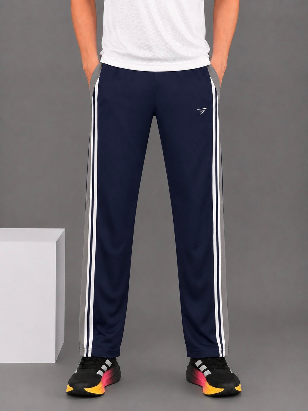 NAVY EDGE PANEL MICRO RELAX FIT BOTTOM