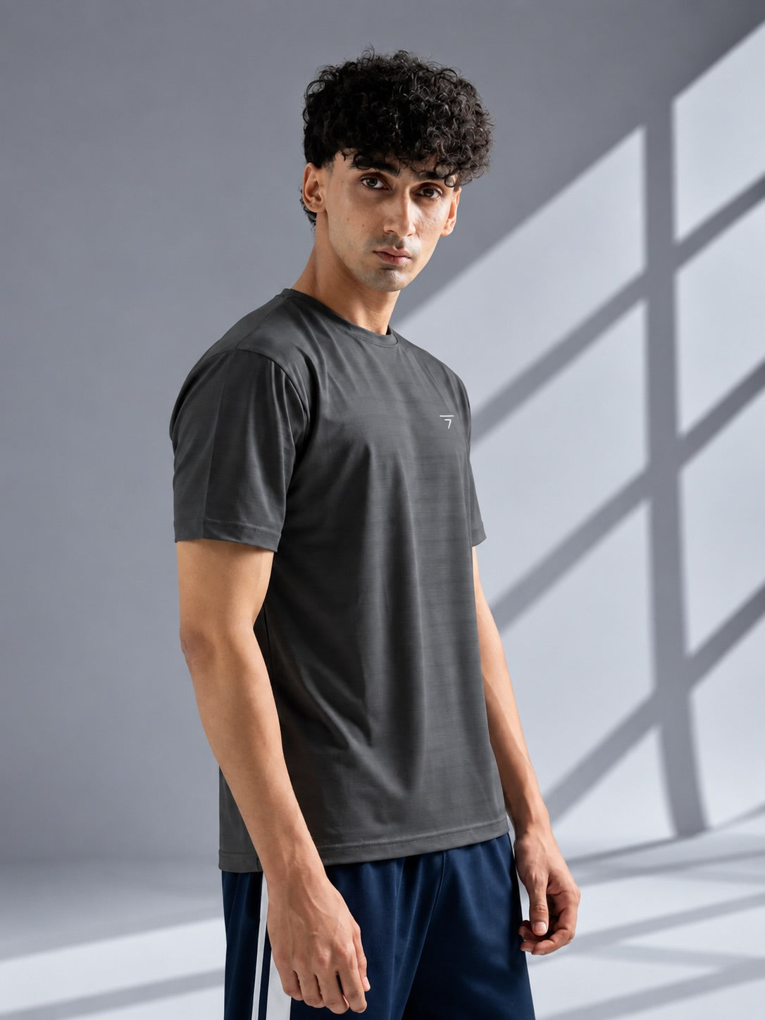 SMOKE AIRFLOW PERFORMANCE TEE
