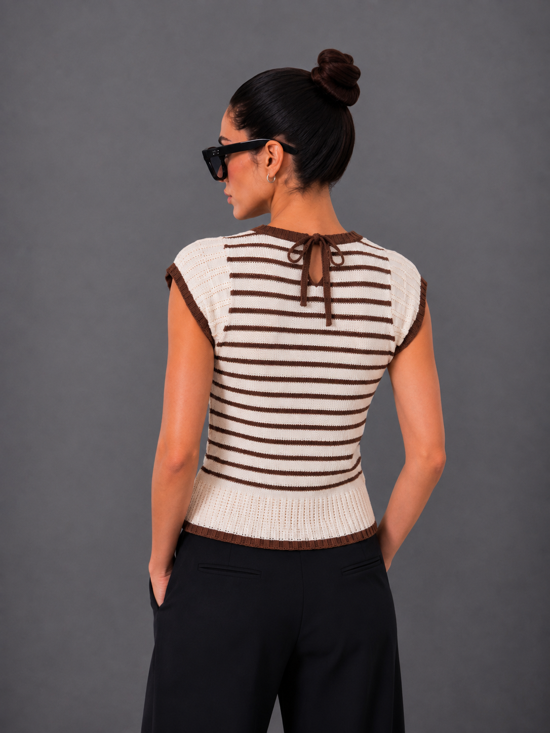 BROWN CROCHETED JUMPER