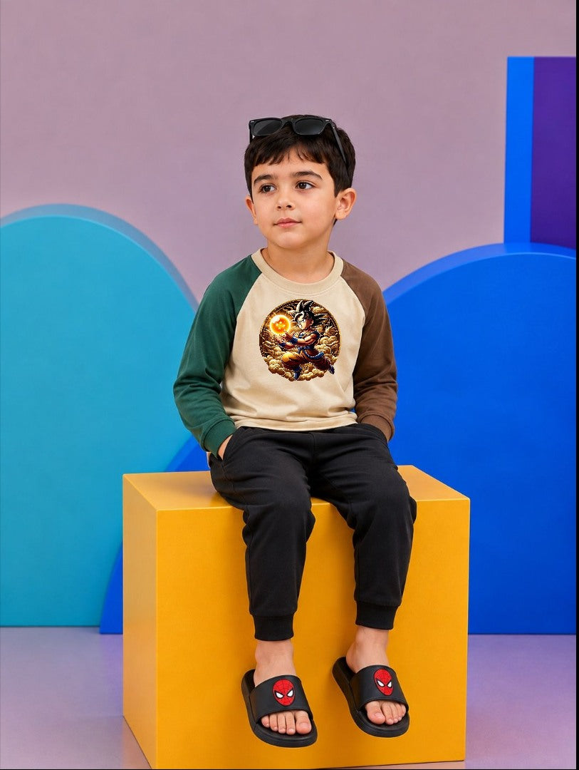 JUNIOR - TWO TONE GOKU WITH DRAGON BALL RAGLAN