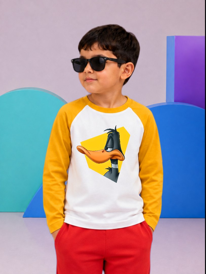 JUNIOR - MUSTARD WHITE DAFFY DUCK RAGLAN
