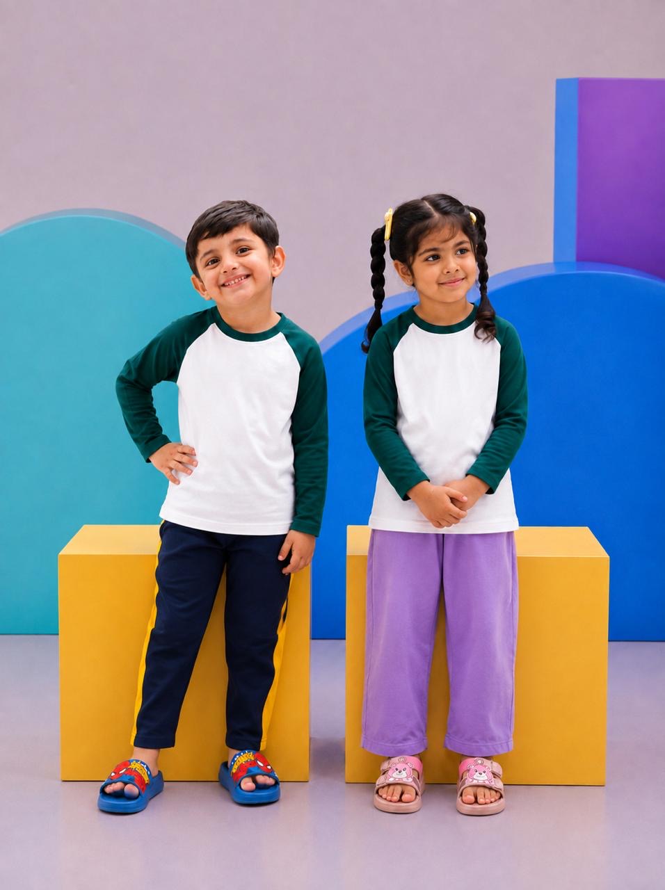 JUNIOR - DARK GREEN WHITE RAGLAN