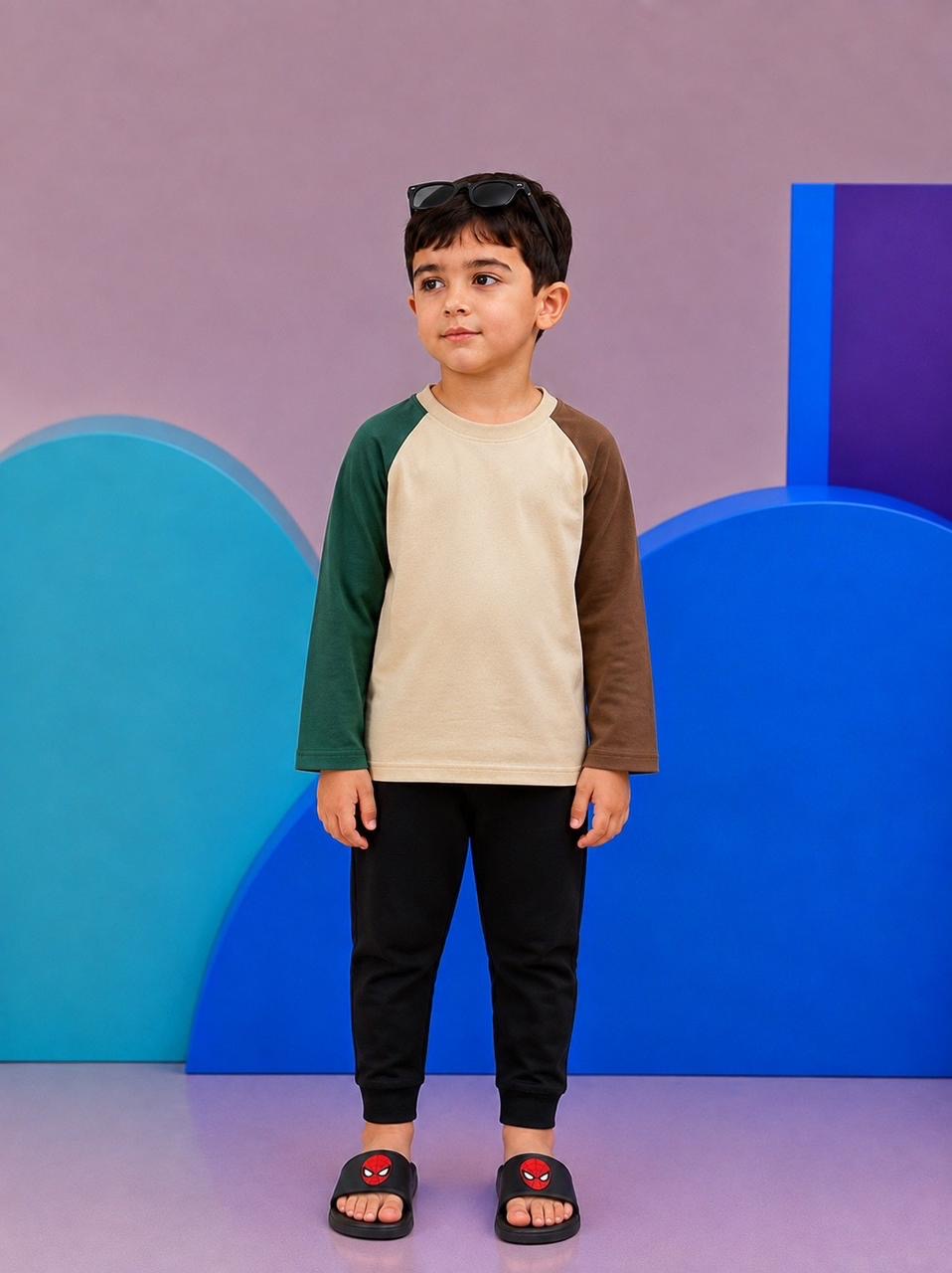 JUNIOR - TWO TONE SKIN RAGLAN